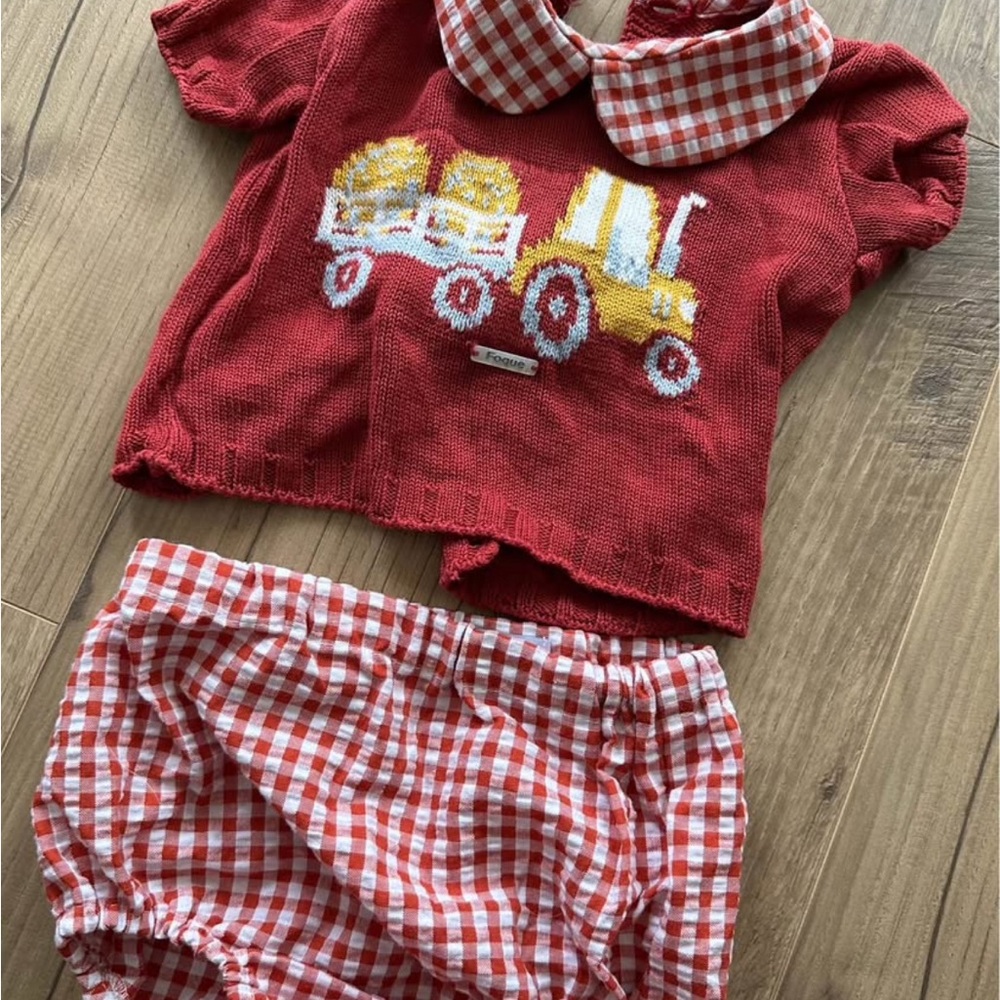 Foque Spanish brand. Red and White Kids Matching Set